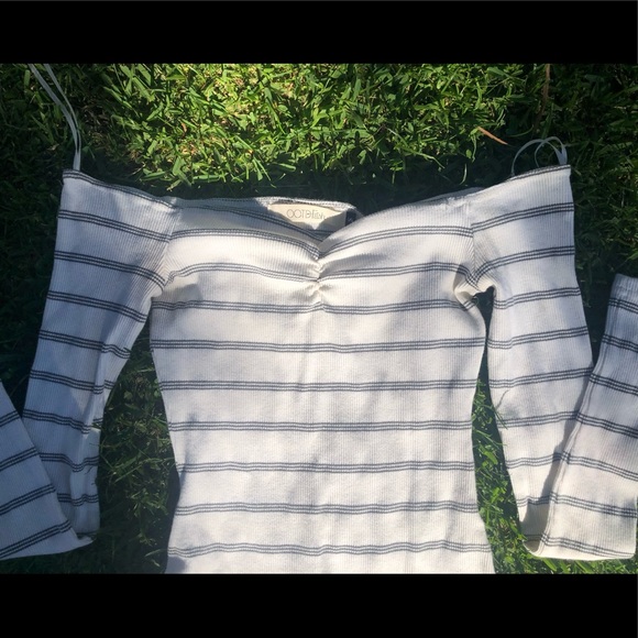 OOTDFash off the shoulder bodysuit - Picture 2 of 4